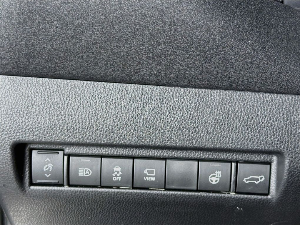 Used 2022 Toyota Venza SUV