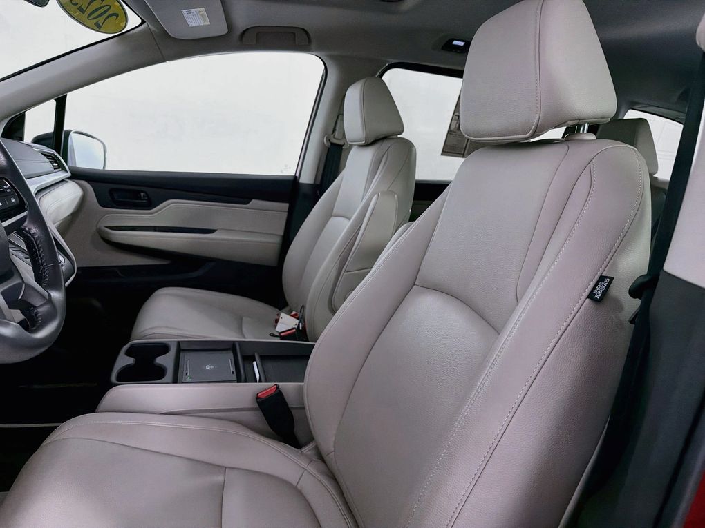 Used 2025 Honda Odyssey Van
