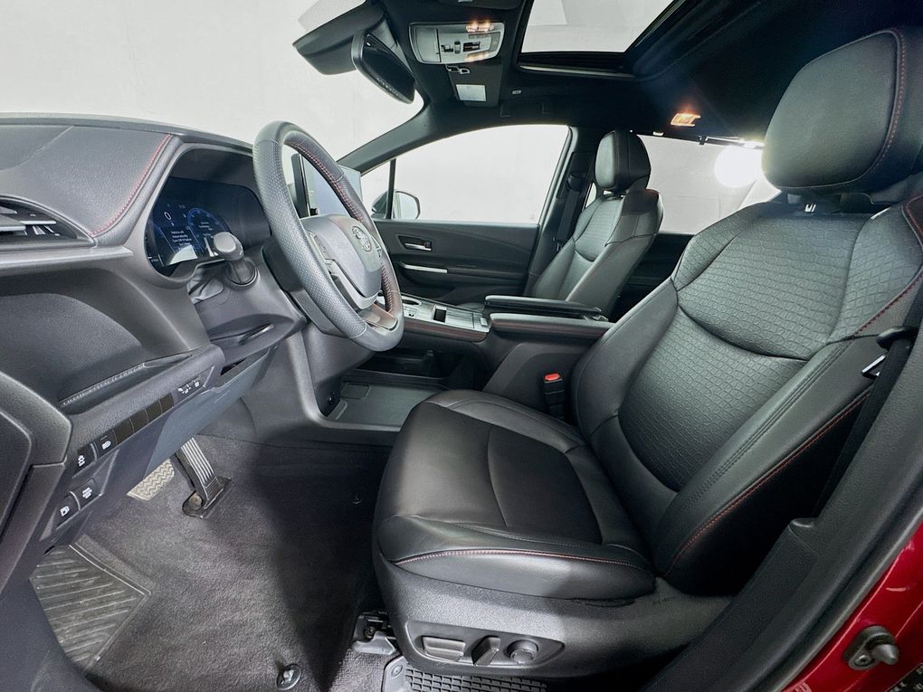 Used 2025 Toyota Sienna Van