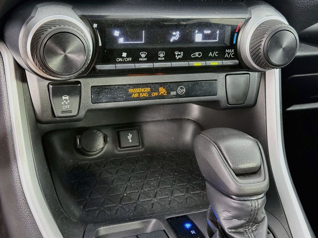Used 2021 Toyota RAV4 SUV