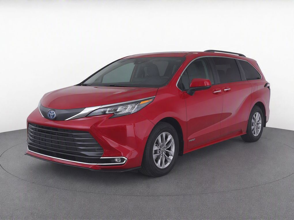 Used 2021 Toyota Sienna Van