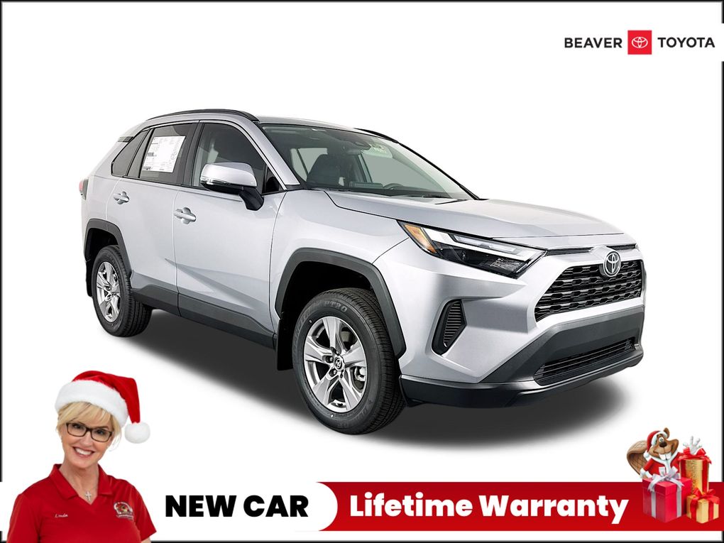 2025 Toyota RAV4 XLE's photo
