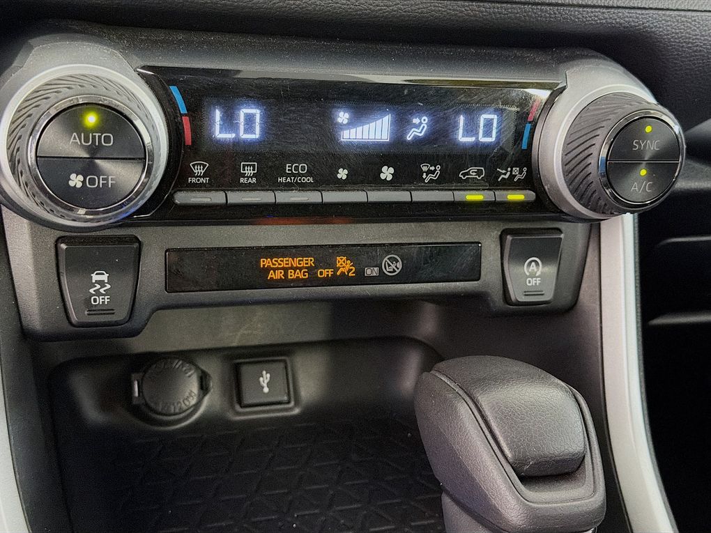 Used 2021 Toyota RAV4 SUV