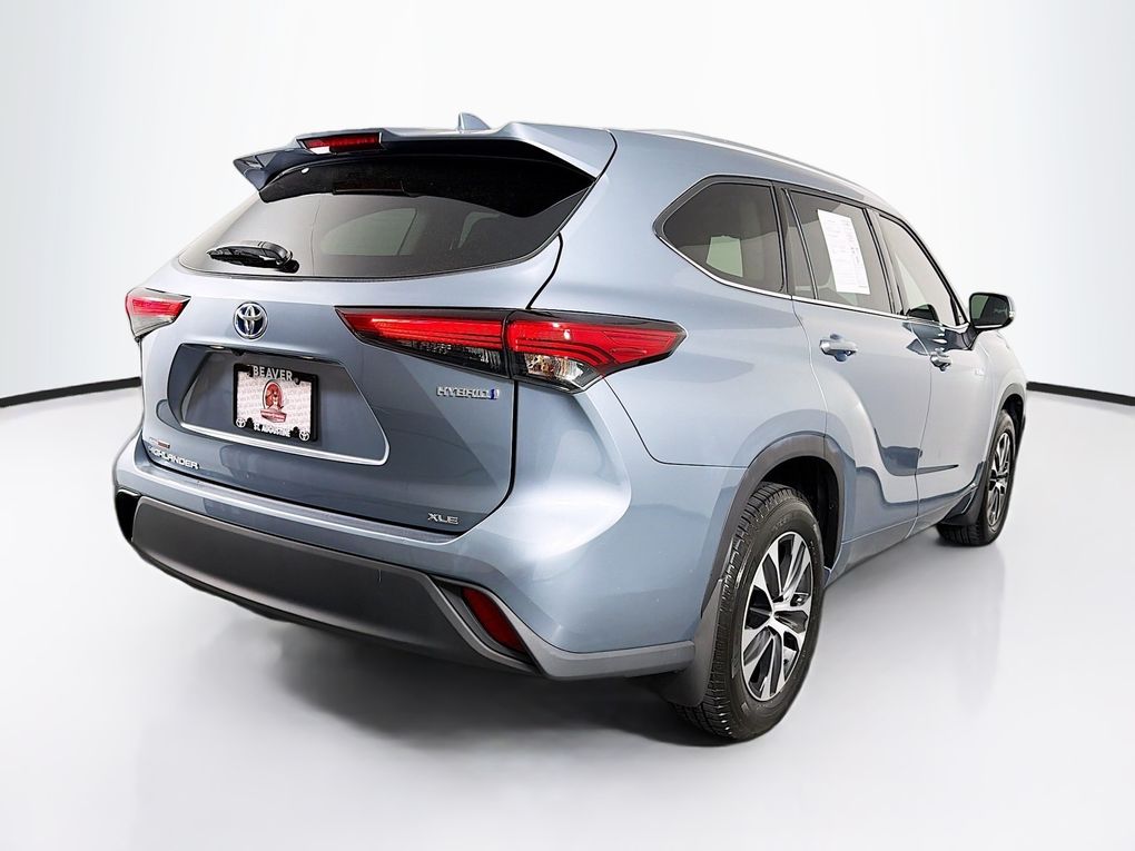 Used 2021 Toyota Highlander Hybrid SUV