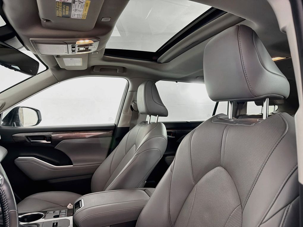 Used 2023 Toyota Highlander SUV