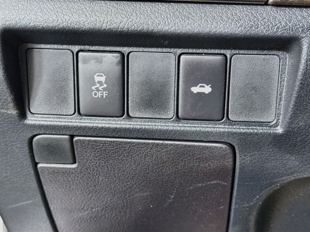 Used 2016 Toyota Avalon Sedan