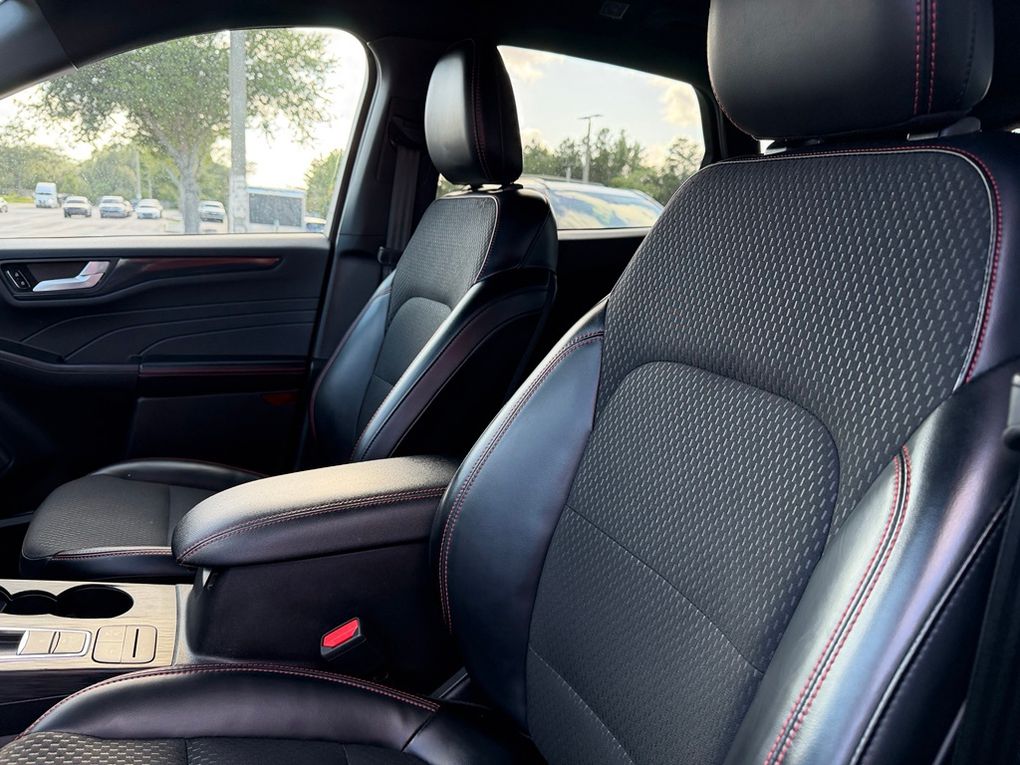 Used 2025 Ford Escape SUV