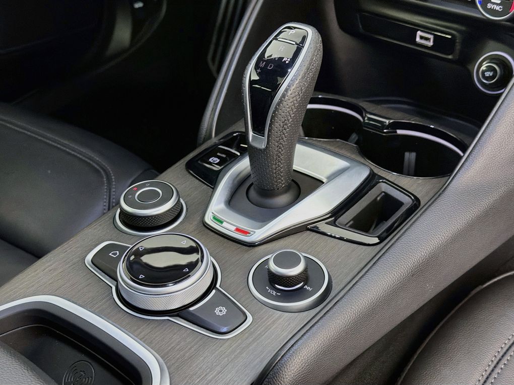 Used 2022 Alfa romeo Giulia Sedan