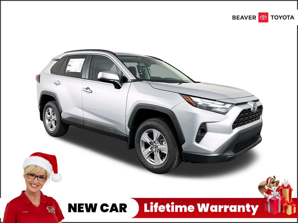 2025 Toyota RAV4 XLE's photo