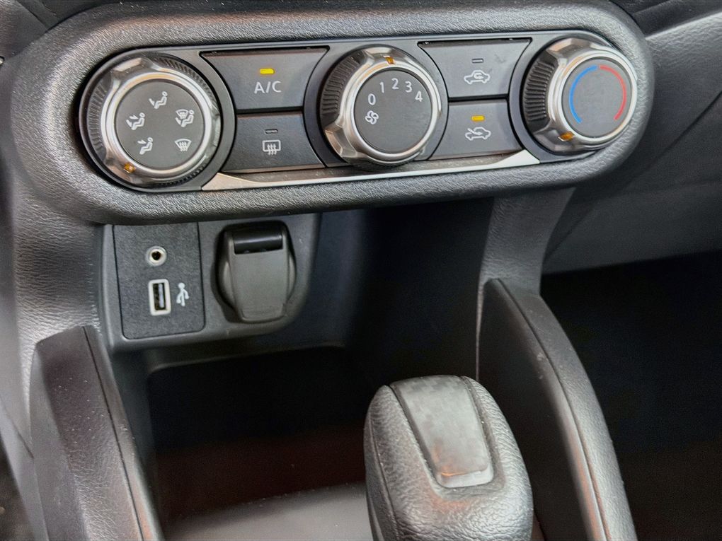 Used 2025 Nissan Versa Sedan