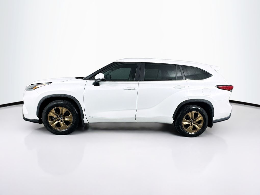 Used 2023 Toyota Highlander Hybrid SUV