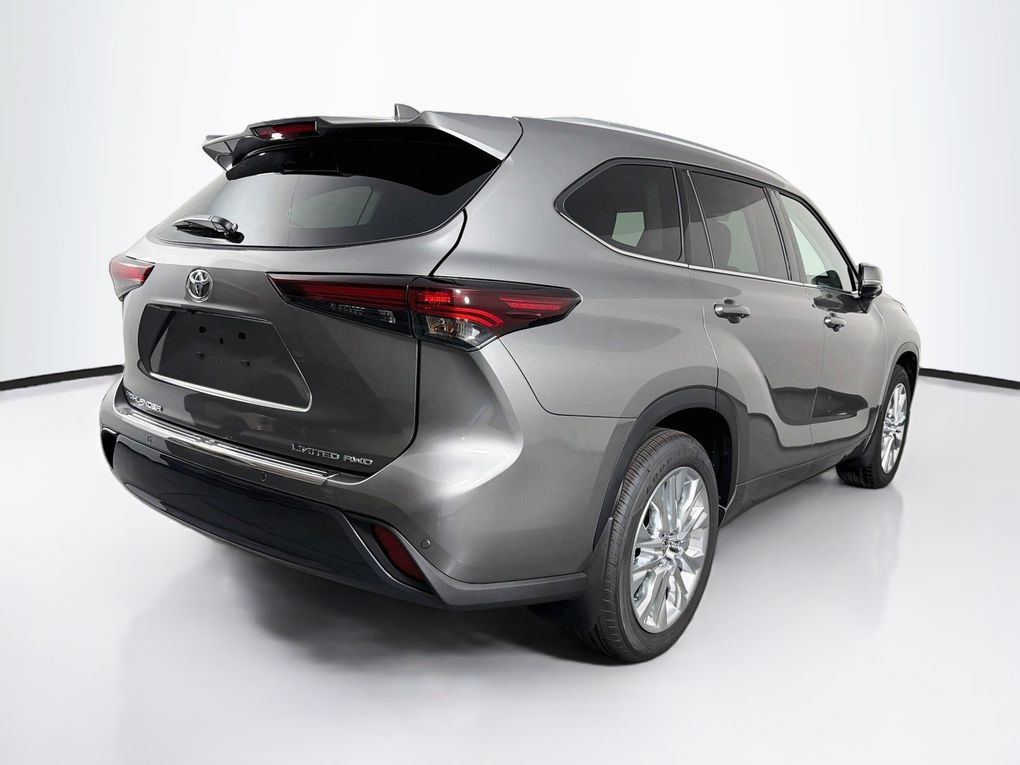New 2026 Toyota Highlander SUV