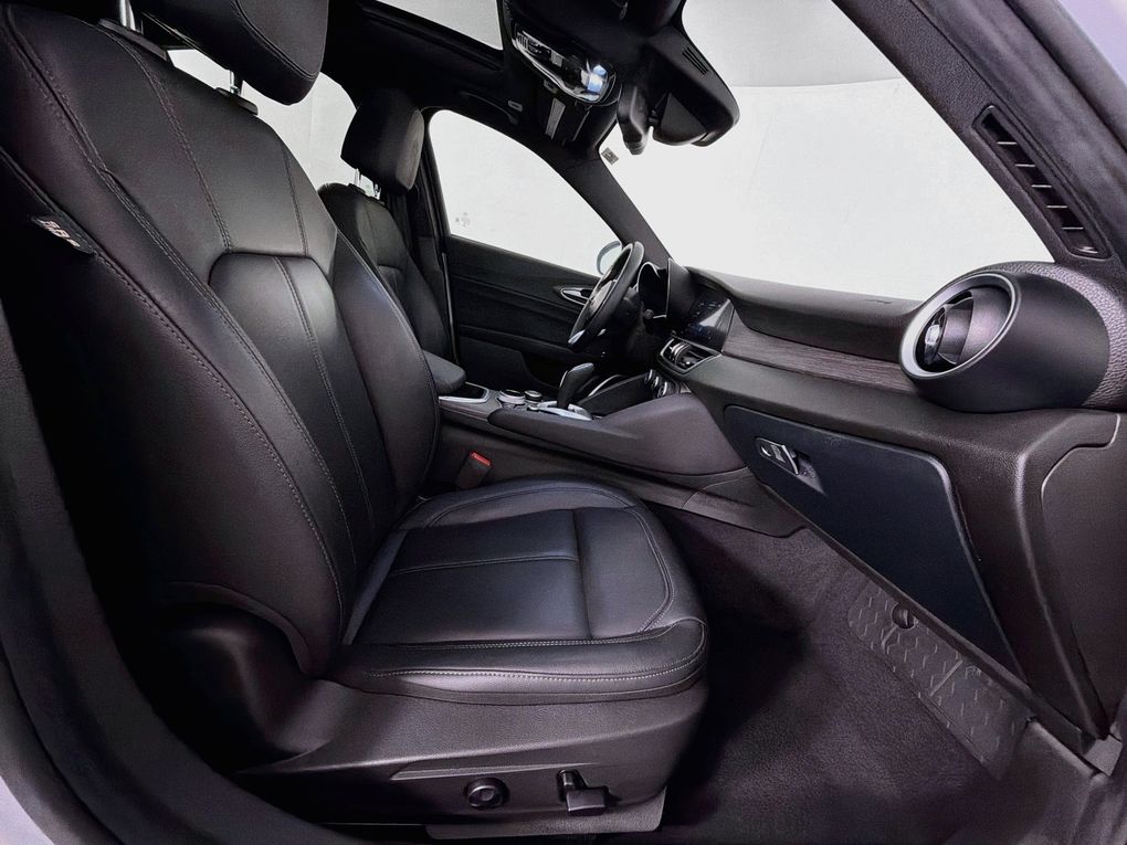 Used 2022 Alfa romeo Giulia Sedan