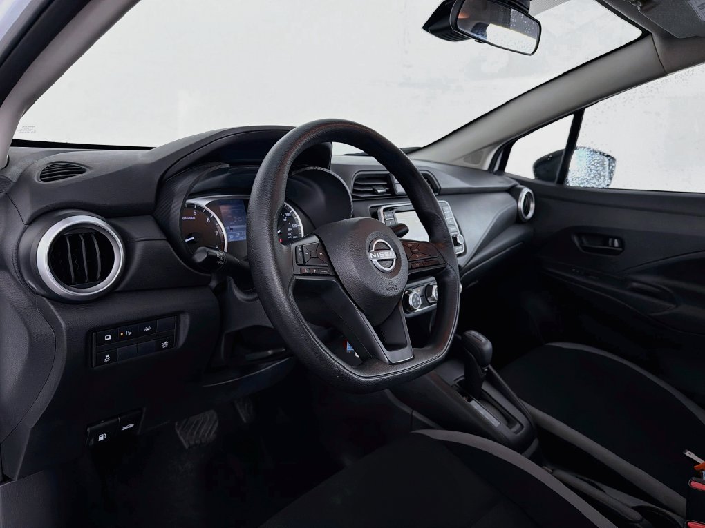 Used 2025 Nissan Versa Sedan