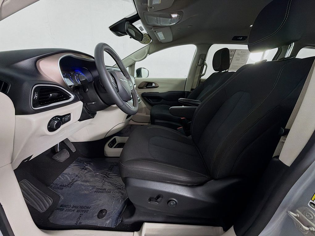 Used 2023 Chrysler Voyager Van