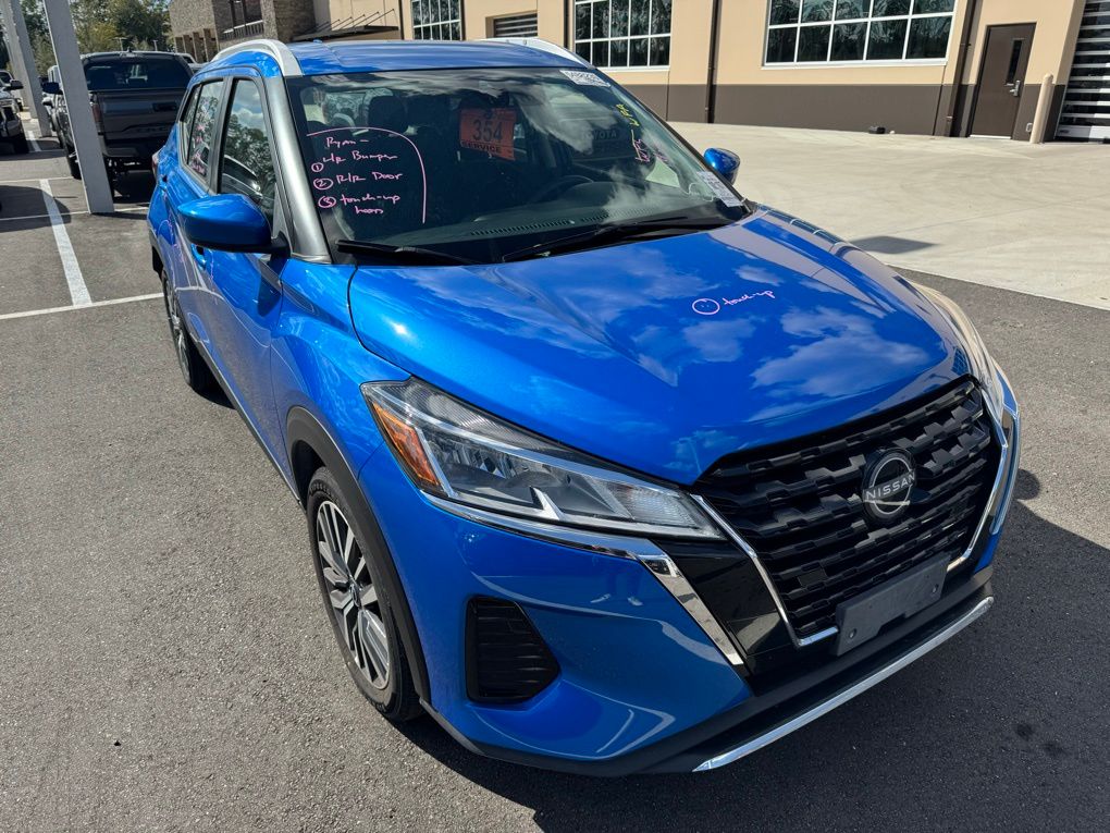 Used 2024 Nissan Kicks SUV
