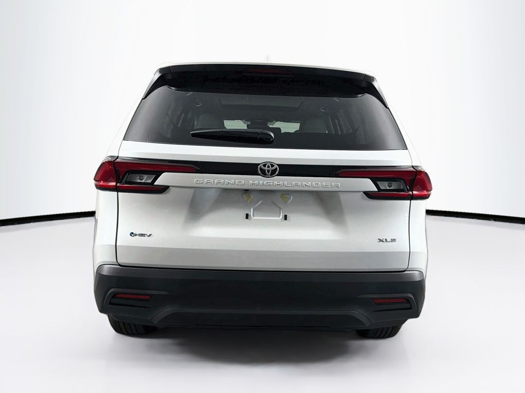 New 2026 Toyota Grand Highlander Hybrid SUV