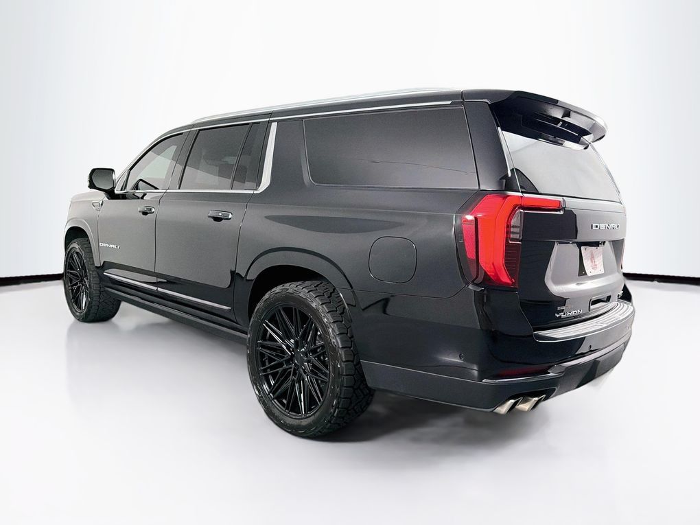 Used 2025 GMC Yukon XL SUV