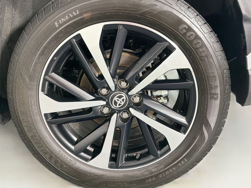 Used 2025 Toyota Corolla Cross SUV