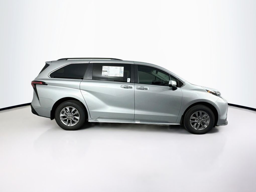 Used 2025 Toyota Sienna Van