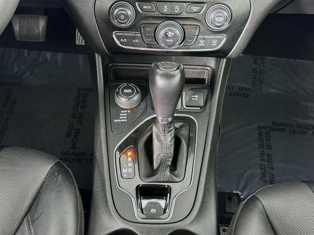 Used 2023 Jeep Cherokee SUV