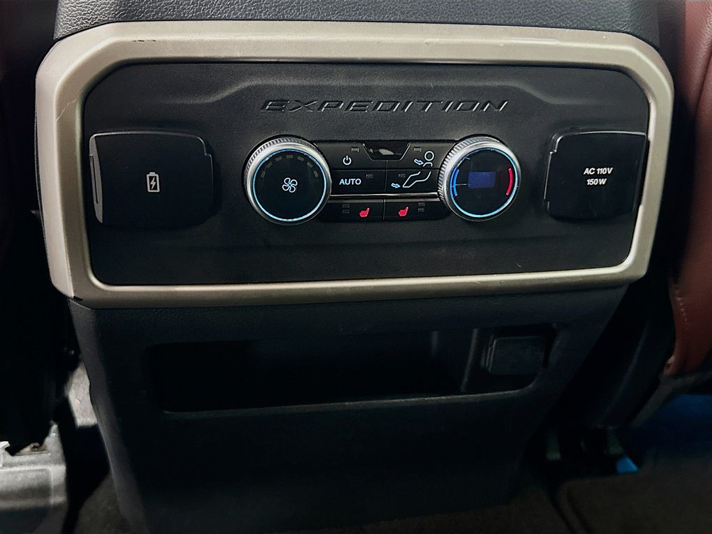 Used 2024 Ford Expedition SUV