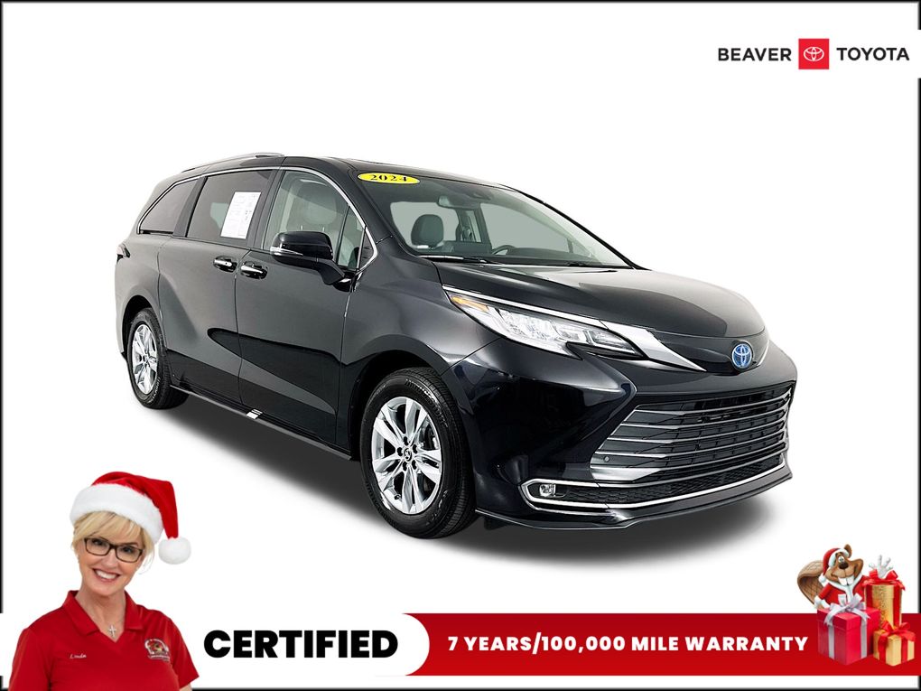 2024 Toyota Sienna Limited's photo