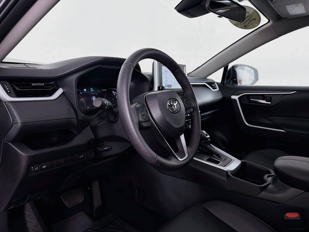 Used 2025 Toyota RAV4 SUV