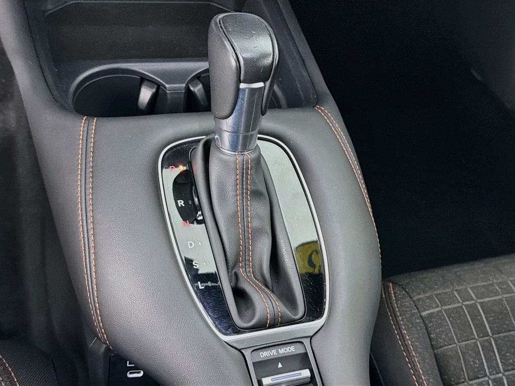Used 2025 Honda HR-V SUV