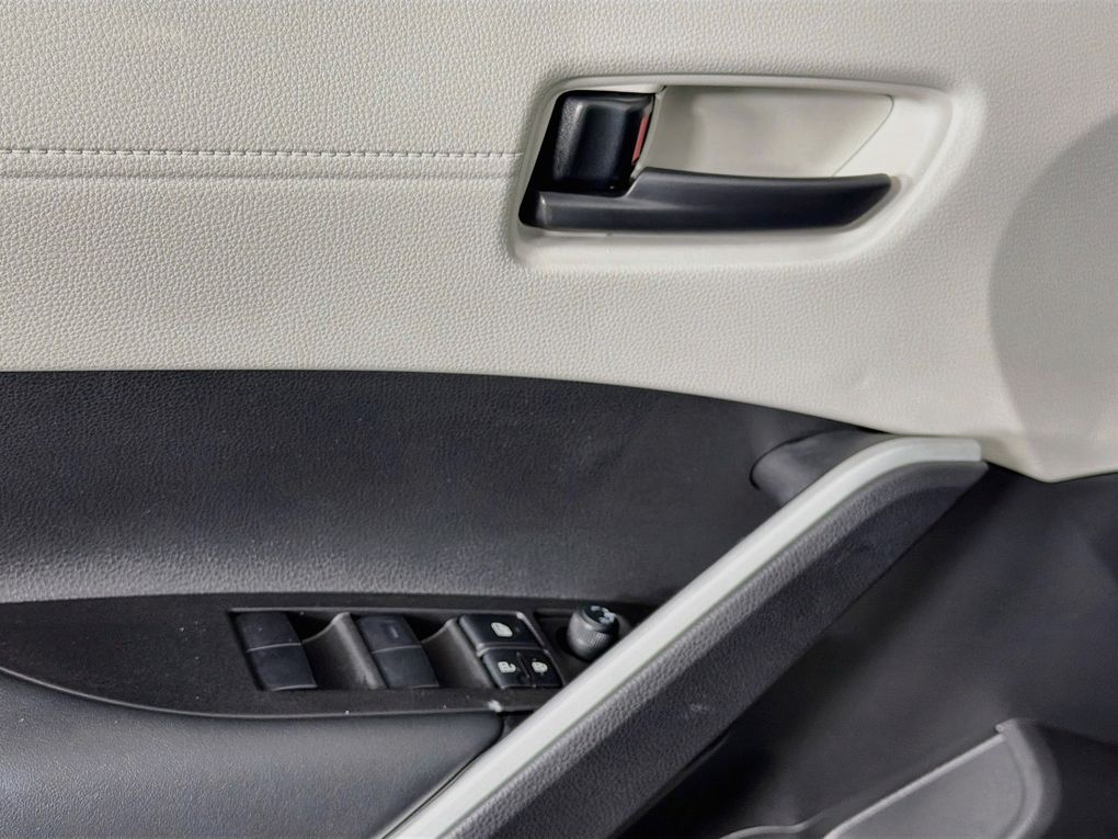 Used 2025 Toyota Corolla Cross SUV