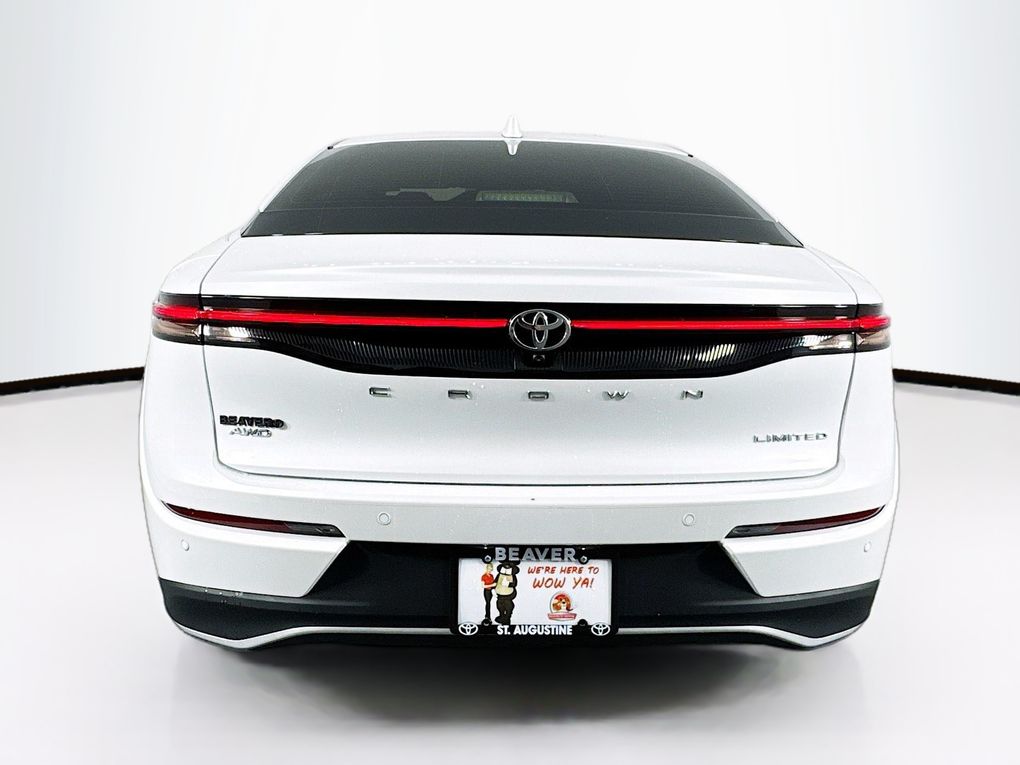 Used 2023 Toyota Crown Sedan