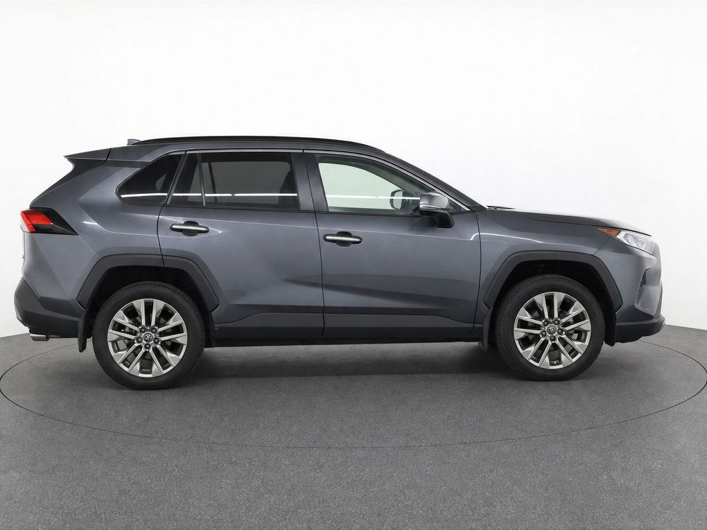 Used 2021 Toyota RAV4 SUV