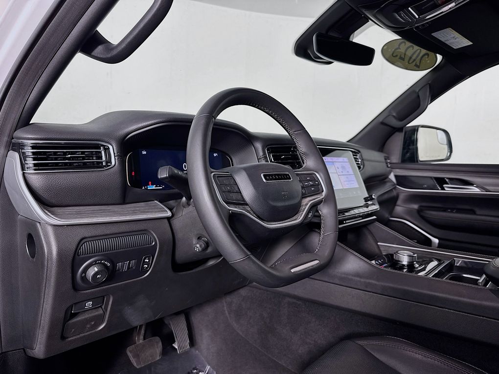 Used 2023 Jeep Wagoneer L SUV