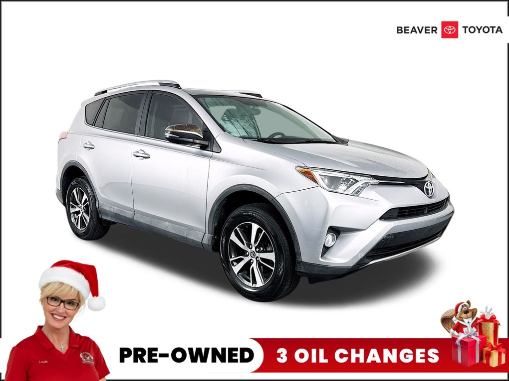 2016 Toyota RAV4 XLE's photo