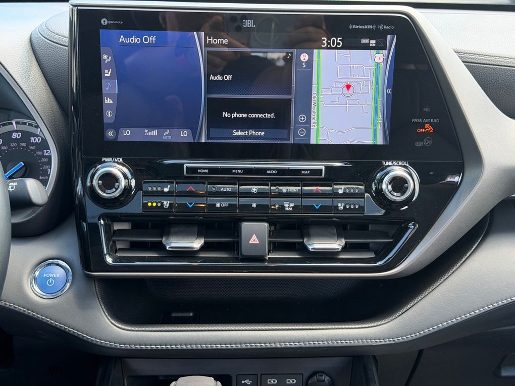 Used 2022 Toyota Highlander Hybrid SUV