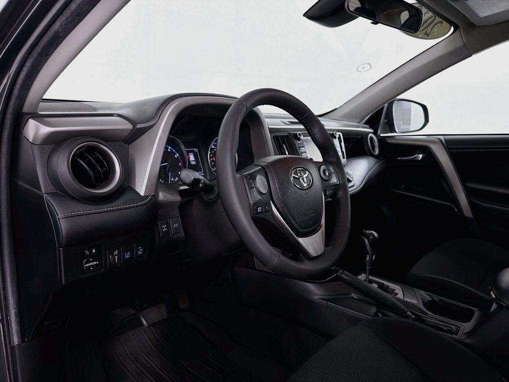 Used 2018 Toyota RAV4 SUV