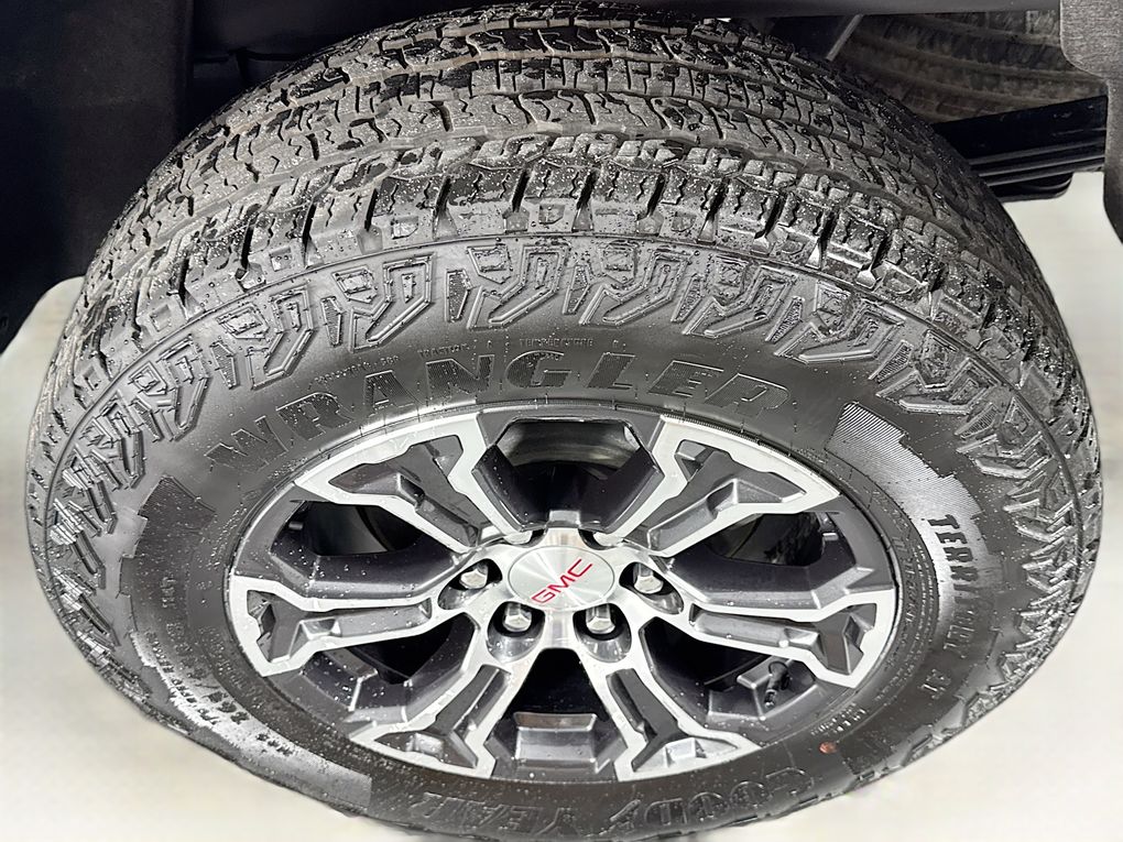 Used 2023 GMC Canyon Truck