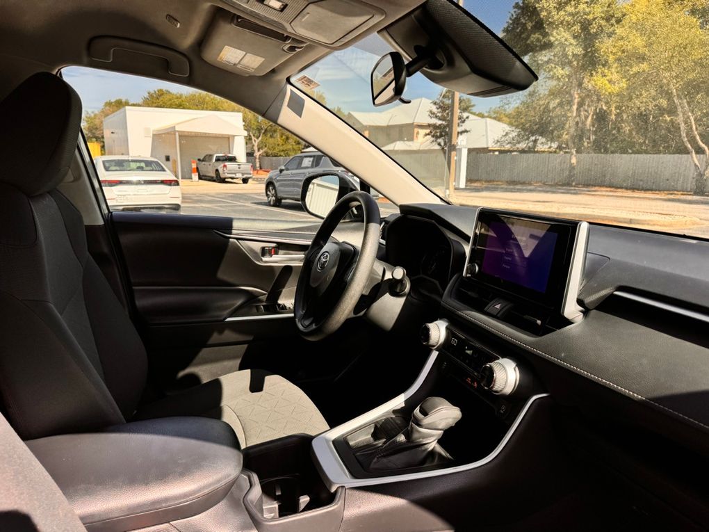 Used 2024 Toyota RAV4 SUV