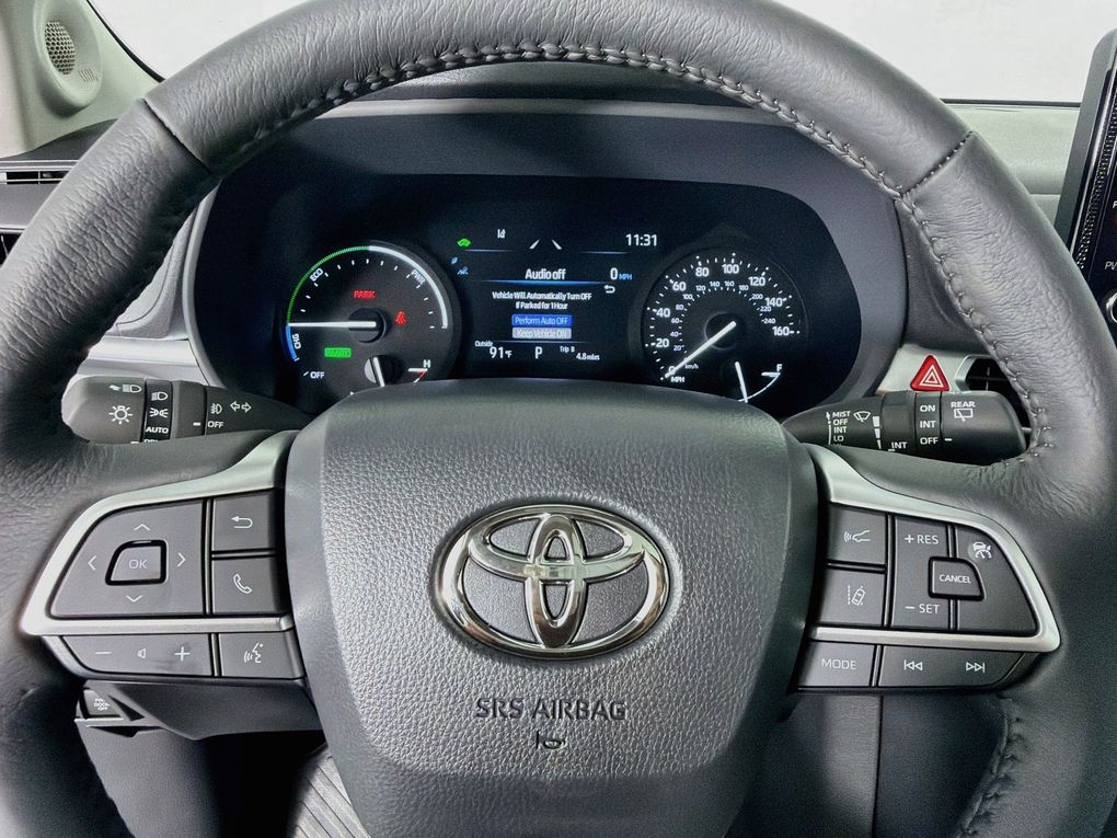 New 2026 Toyota Sienna Van