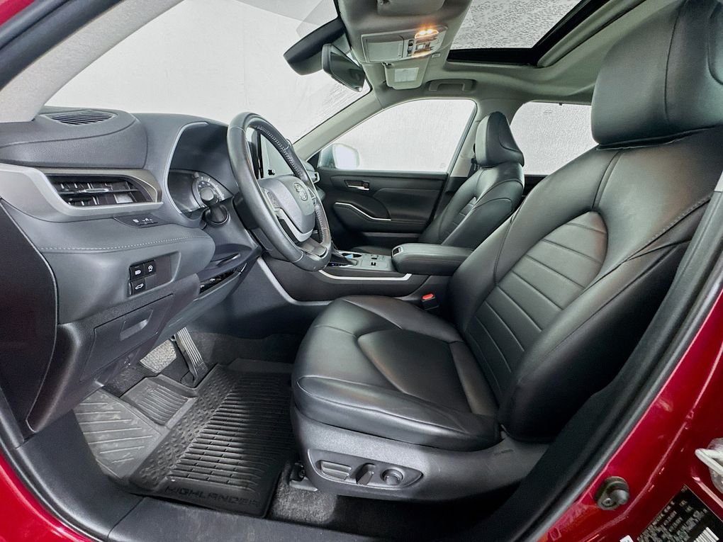 Used 2023 Toyota Highlander SUV