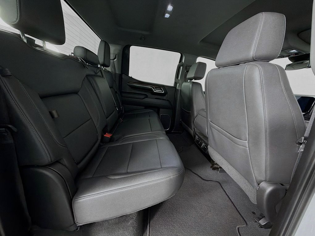 2024 GMC Sierra 1500 SLT - Photo 28