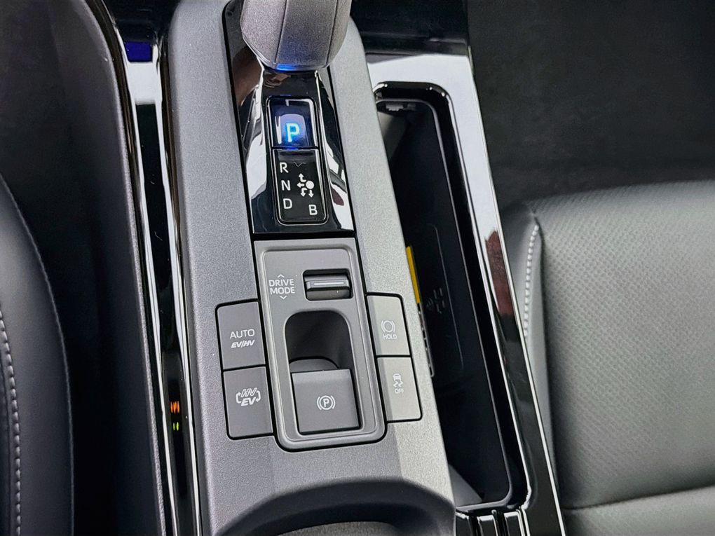 New 2027 Toyota Prius Plug-in Hybrid Sedan