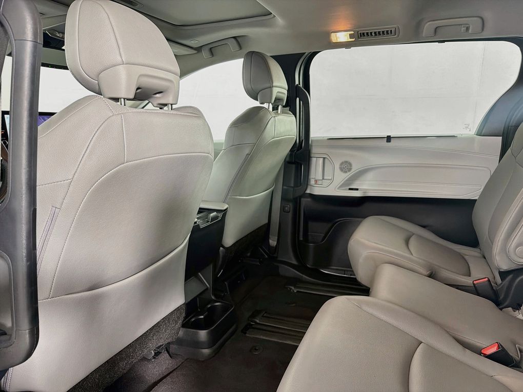 Used 2025 Toyota Sienna Van