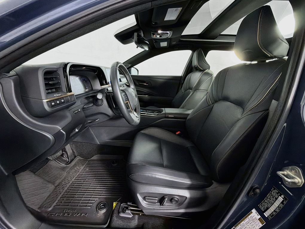 Used 2025 Toyota Crown Signia SUV
