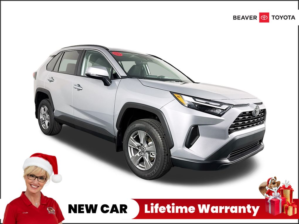 2025 Toyota RAV4 XLE's photo