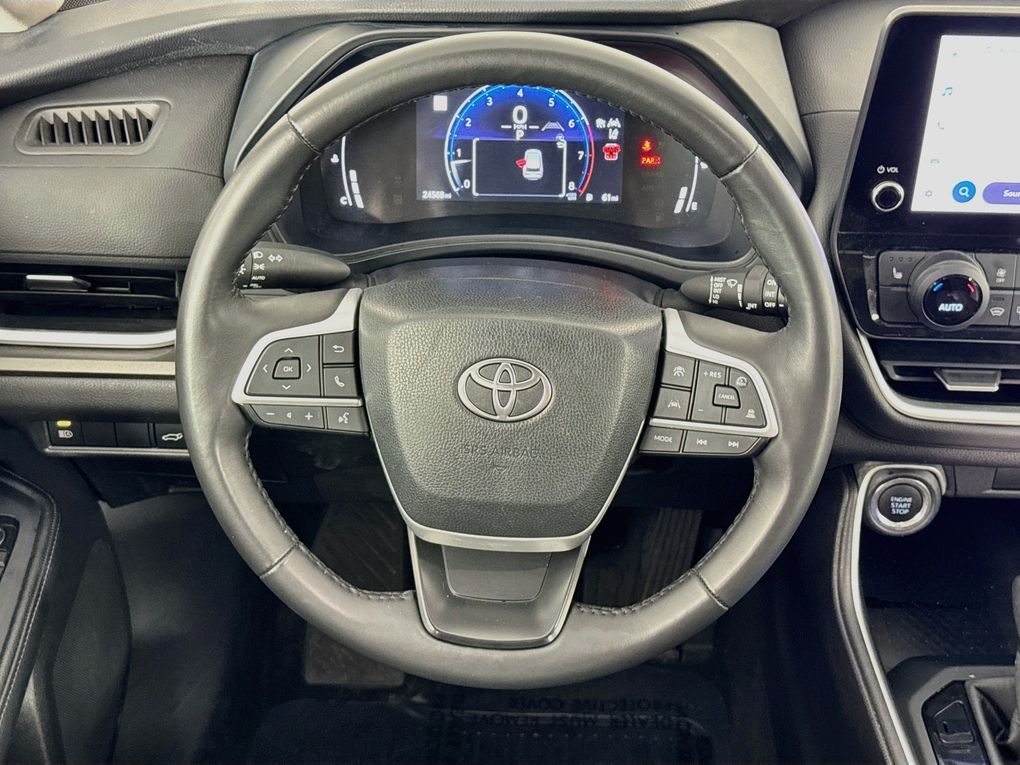 Used 2025 Toyota Grand Highlander SUV