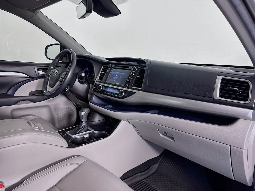 Used 2019 Toyota Highlander SUV