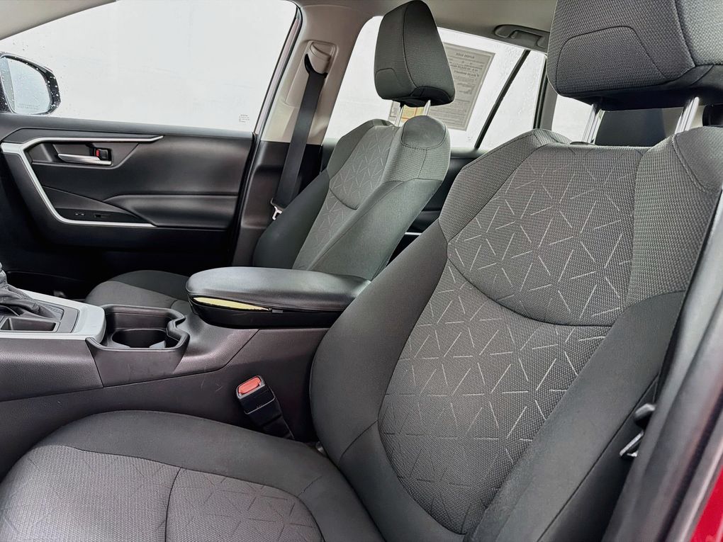 Used 2021 Toyota RAV4 SUV