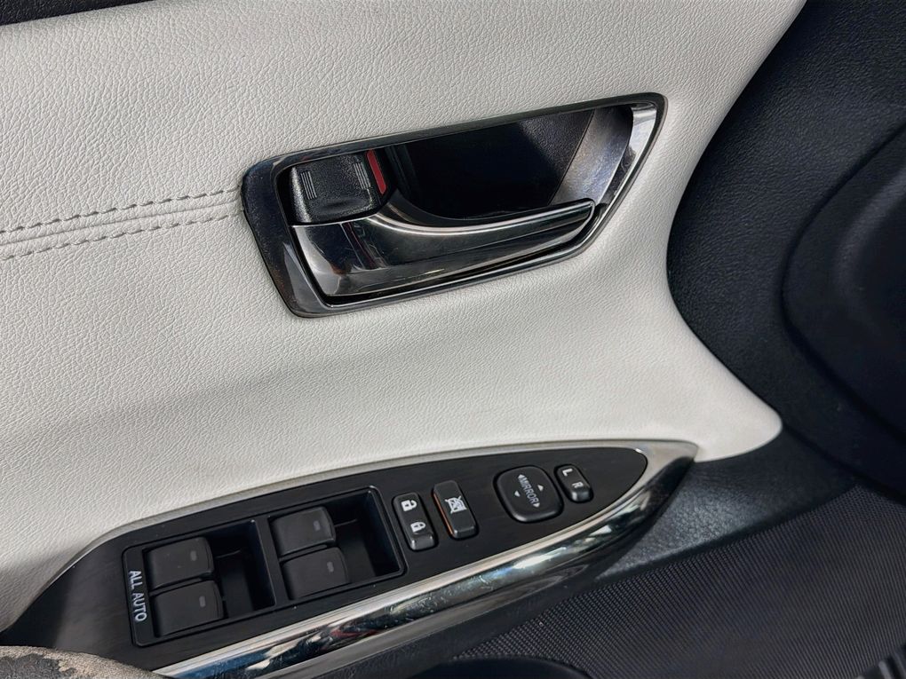 Used 2016 Toyota Avalon Sedan