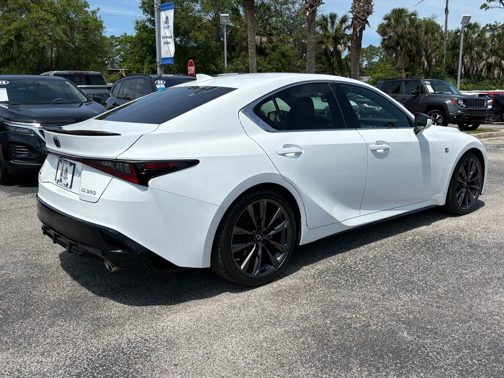 2022 Lexus IS 350 F SPORT - Photo 10